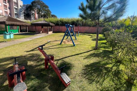 Apartamento para alugar com 47m², 2 quartos e 1 vaga Apartamento para alugar com 47m², 2 quartos e 1 vagaÁrea comum - Playground