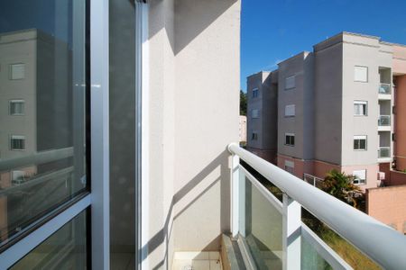 Varanda Sala de apartamento para alugar com 2 quartos, 47m² em Bairro do Maranhao, Cotia