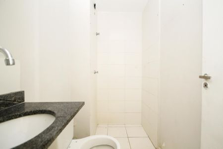 Apartamento para alugar com 47m², 2 quartos e 1 vaga Apartamento para alugar com 47m², 2 quartos e 1 vagaBanheiro