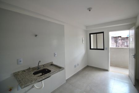 Cozinha de apartamento à venda com 2 quartos, 30m² em Cidade Antônio Estêvão de Carvalho, São Paulo