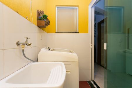 Área de Serviço  de casa de condomínio à venda com 2 quartos, 76m² em Parada Xv de Novembro, São Paulo