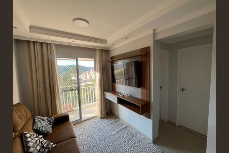 Apartamento para alugar com 2 quartos, 50m² em Jardim Elizabete, Embu das Artes