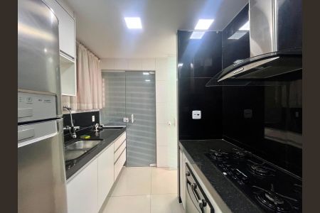 Cozinha de apartamento para alugar com 2 quartos, 88m² em Cidade Jardim, Campinas