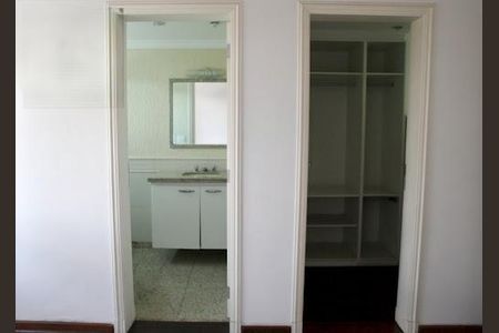 Casa à venda com 6 quartos, 1250m² em Alphaville, Santana de Parnaíba