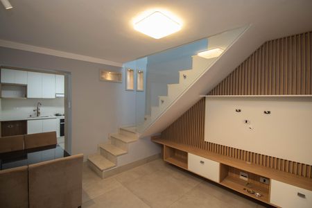 Casa à venda com 2 quartos, 130m² em Parque Vitoria, São Paulo