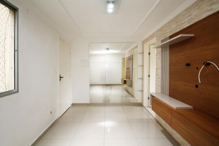 Sala de apartamento para alugar com 2 quartos, 55m² em Jardim Santa Izabel, Cotia