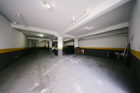 Garagem de casa de condomínio à venda com 2 quartos, 65m² em Vila Ré, São Paulo