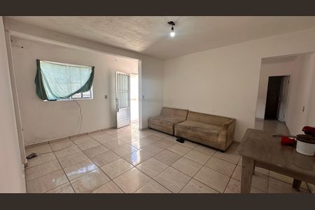 Sala de casa para alugar com 2 quartos, 100m² em Jardim Neide, São Paulo