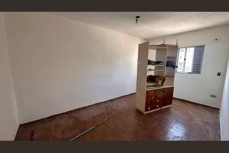 Quarto de casa para alugar com 2 quartos, 100m² em Jardim Neide, São Paulo