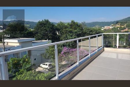 Casa à venda com 3 quartos, 231m² em Suru, Barueri