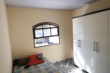 Casa à venda com 3 quartos, 80m² em Cidade Dutra, São Paulo