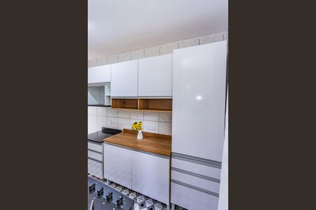 Cozinha de apartamento para alugar com 2 quartos, 44m² em Parque Sao Luis, São Paulo
