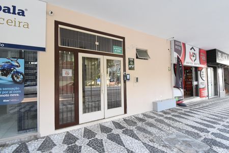 Apartamento à venda com 43m², 1 quarto e sem vagaFachada