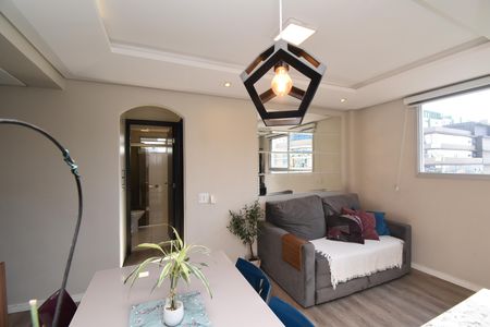 Sala de apartamento à venda com 1 quarto, 43m² em Rebouças, Curitiba