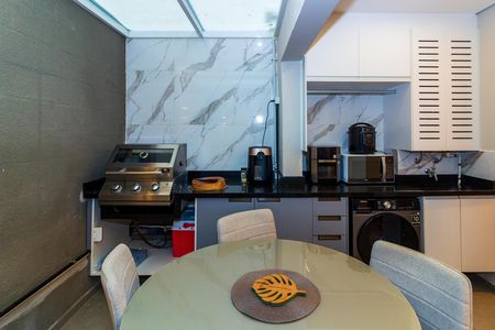 Apartamento à venda com 90m², 2 quartos e 1 vaga Apartamento à venda com 90m², 2 quartos e 1 vagaEspaço Gourmet