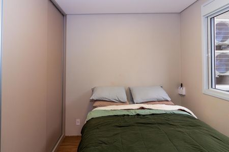 Suíte de apartamento à venda com 2 quartos, 90m² em Jardim Santo Antoninho, São Paulo