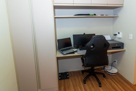 Quarto de apartamento à venda com 2 quartos, 90m² em Jardim Santo Antoninho, São Paulo
