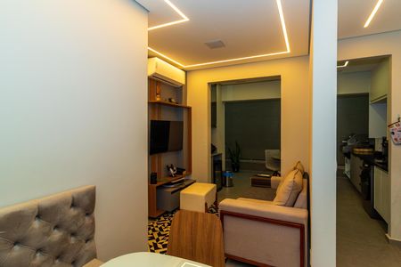 Sala de apartamento para alugar com 2 quartos, 90m² em Jardim Santo Antoninho, São Paulo