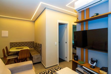 Apartamento à venda com 90m², 2 quartos e 1 vaga Apartamento à venda com 90m², 2 quartos e 1 vagaSala