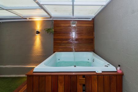 Apartamento à venda com 90m², 2 quartos e 1 vaga Apartamento à venda com 90m², 2 quartos e 1 vagaEspaço Gourmet