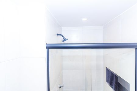 Banheiro de apartamento à venda com 2 quartos, 90m² em Jardim Santo Antoninho, São Paulo