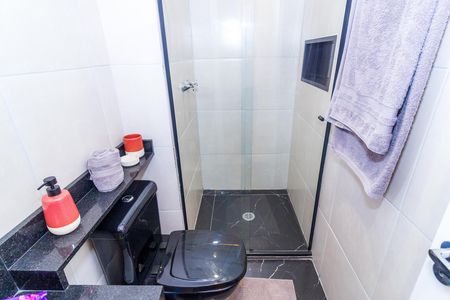 Apartamento à venda com 90m², 2 quartos e 1 vaga Apartamento à venda com 90m², 2 quartos e 1 vagaBanheiro