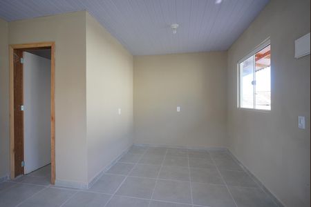 Sala - cozinha de kitnet/studio para alugar com 1 quarto, 25m² em Serraria, São José