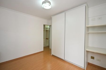 Apartamento para alugar com 117m², 3 quartos e 1 vagaSuíte