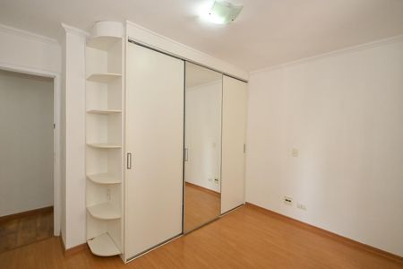 Apartamento para alugar com 117m², 3 quartos e 1 vagaQuarto 2