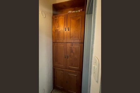 Corredor de apartamento para alugar com 1 quarto, 45m² em Centro, Duque de Caxias