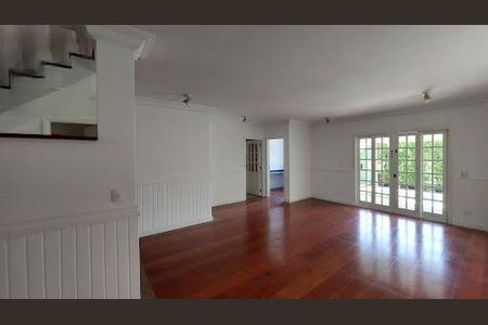 Casa à venda com 3 quartos, 266m² em Alphaville, Santana de Parnaíba