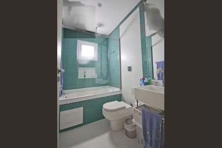 Casa de condomínio à venda com 600m², 3 quartos e 4 vagas