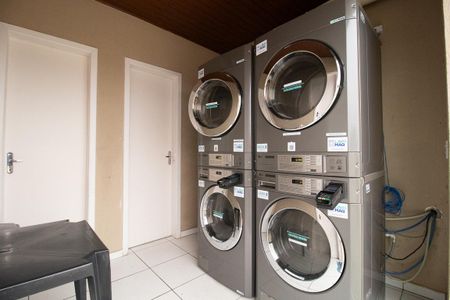 Apartamento para alugar com 58m², 2 quartos e 1 vaga Apartamento para alugar com 58m², 2 quartos e 1 vagaLavanderia