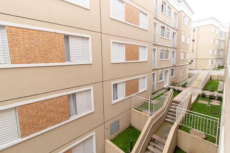 Vista do Quarto 1 de apartamento para alugar com 2 quartos, 58m² em Xaxim, Curitiba