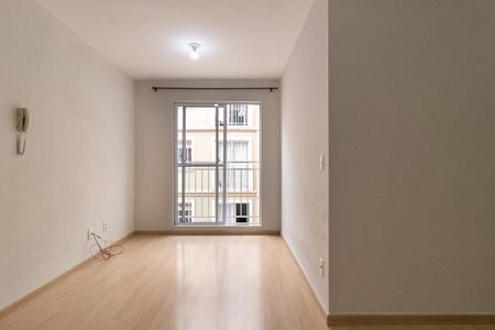 Sala de apartamento para alugar com 2 quartos, 58m² em Xaxim, Curitiba