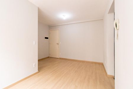 Sala de apartamento para alugar com 2 quartos, 58m² em Xaxim, Curitiba