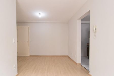 Sala de apartamento para alugar com 2 quartos, 58m² em Xaxim, Curitiba