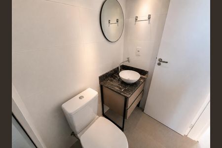Banheiro de kitnet/studio para alugar com 1 quarto, 25m² em Vila Nova, Novo Hamburgo