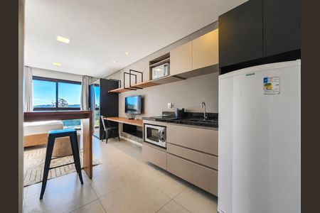 Cozinha de kitnet/studio para alugar com 1 quarto, 25m² em Vila Nova, Novo Hamburgo