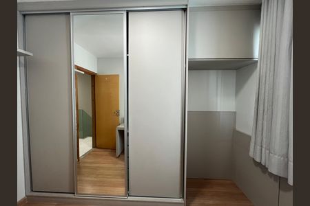 Quarto 3 de casa para alugar com 3 quartos, 115m² em Manacás, Belo Horizonte