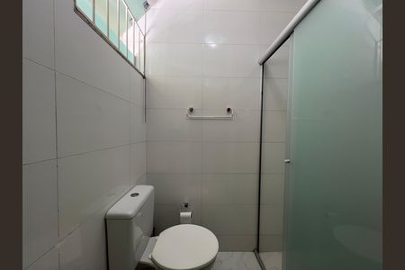 Banheiro Social de casa para alugar com 3 quartos, 115m² em Manacás, Belo Horizonte