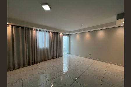Casa para alugar com 3 quartos, 115m² em Manacás, Belo Horizonte