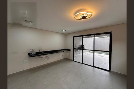 Casa à venda com 3 quartos, 131m² em Villas do Jaguari, Santana de Parnaíba