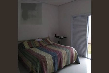 Casa à venda com 5 quartos, 245m² em Suru, Barueri