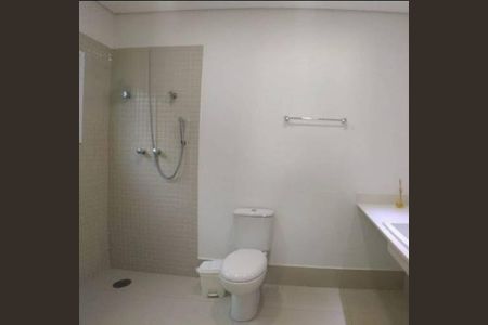 Casa à venda com 5 quartos, 245m² em Suru, Barueri