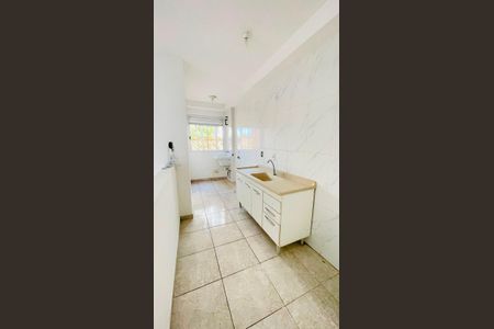 Cozinha de apartamento para alugar com 2 quartos, 50m² em Jardim Isis, Cotia