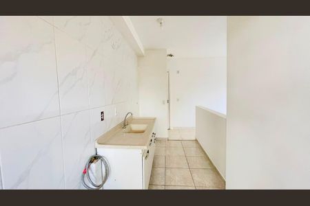 Cozinha de apartamento para alugar com 2 quartos, 50m² em Jardim Isis, Cotia