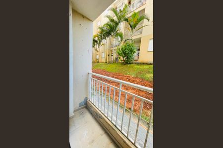 Varanda de apartamento para alugar com 2 quartos, 50m² em Jardim Isis, Cotia