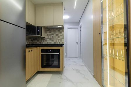 Cozinha de apartamento para alugar com 2 quartos, 40m² em Vila Guilhermina, São Paulo