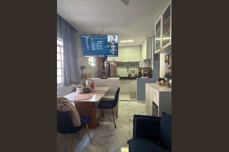 Cozinha de apartamento para alugar com 2 quartos, 56m² em Vila America, Carapicuíba